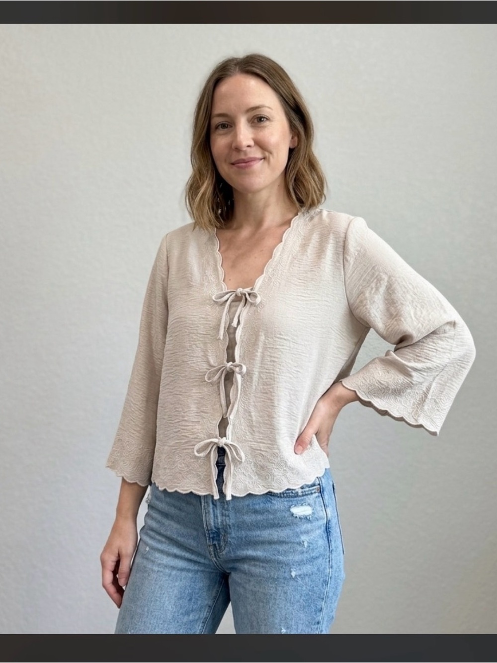 Adrianna Papell Embroidered Front Tie Blouse Medium Beige Crinkle Bell Sleeve M